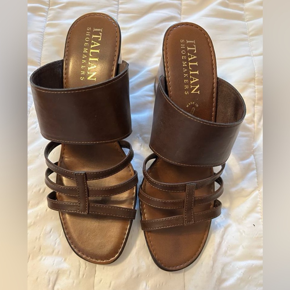 Italian Shoemakers Bates Brown Cage Sandals